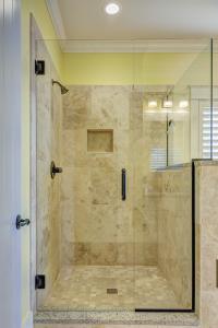 Large Shower Design - Walkin Shower